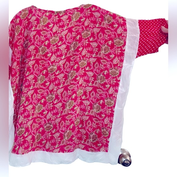 SUNDANCE 100% Silk Split Neck/Sides Boho Blouse In Raspberry Floral Sz M/L ✨EUC✨ - Picture 5 of 7